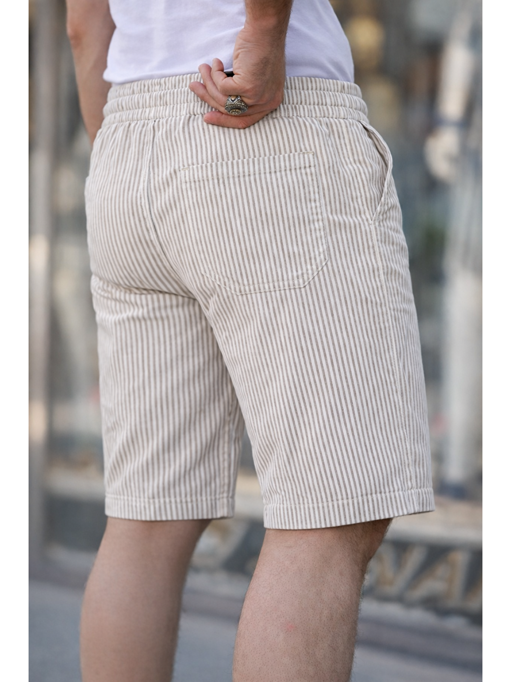 Ekru Erkek Trend Premium Nakışlı Çizgili Krem Şort-2