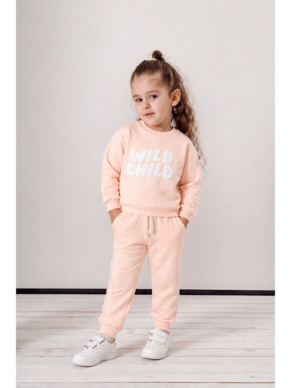 Pembe Wild Child Baskılı Şeftali Renk Kız Çocuk Eşofman Takımı 1001-2