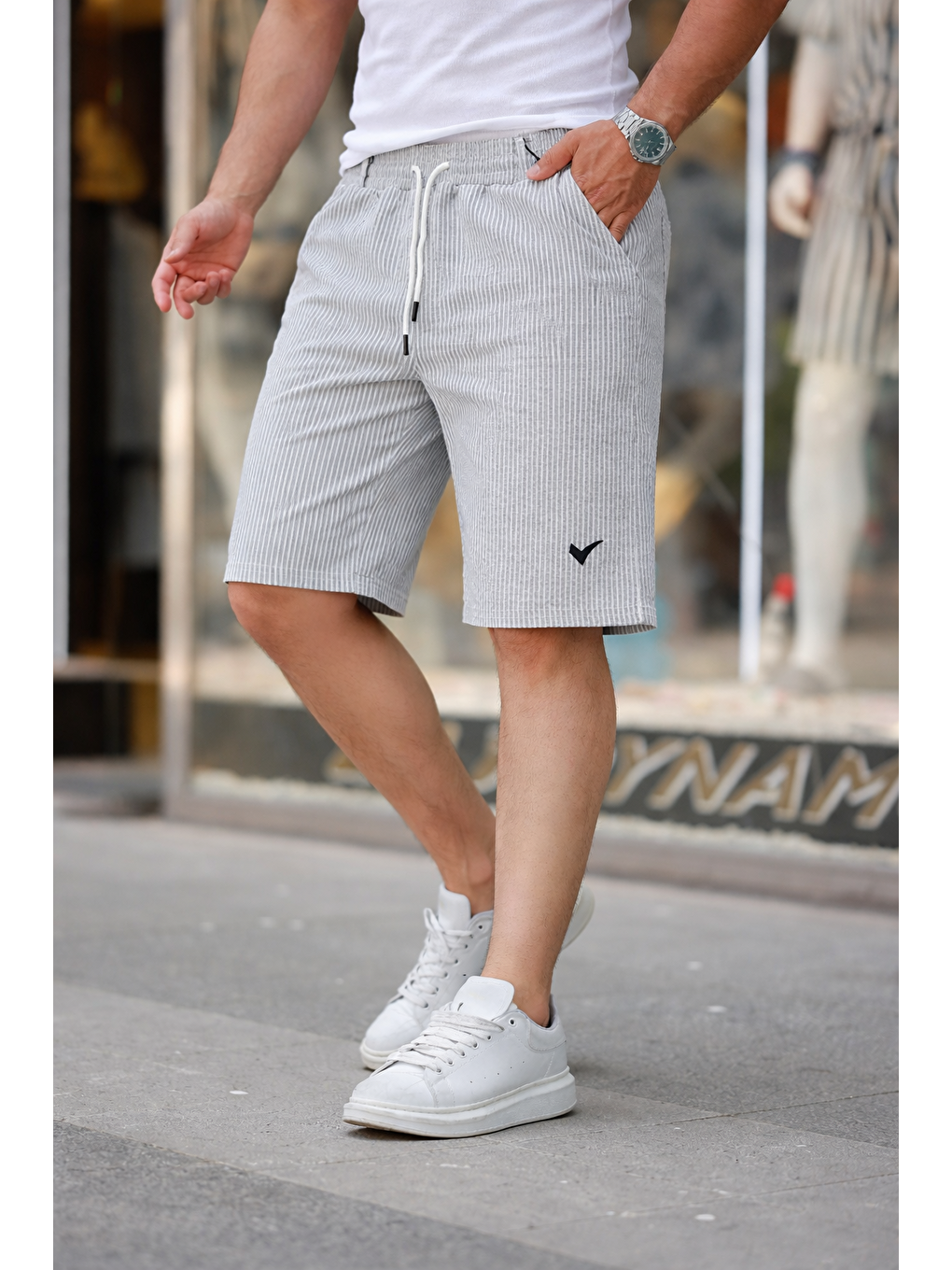 Erkek Trend Premium Nakışlı Çizgili Gri Şort-3