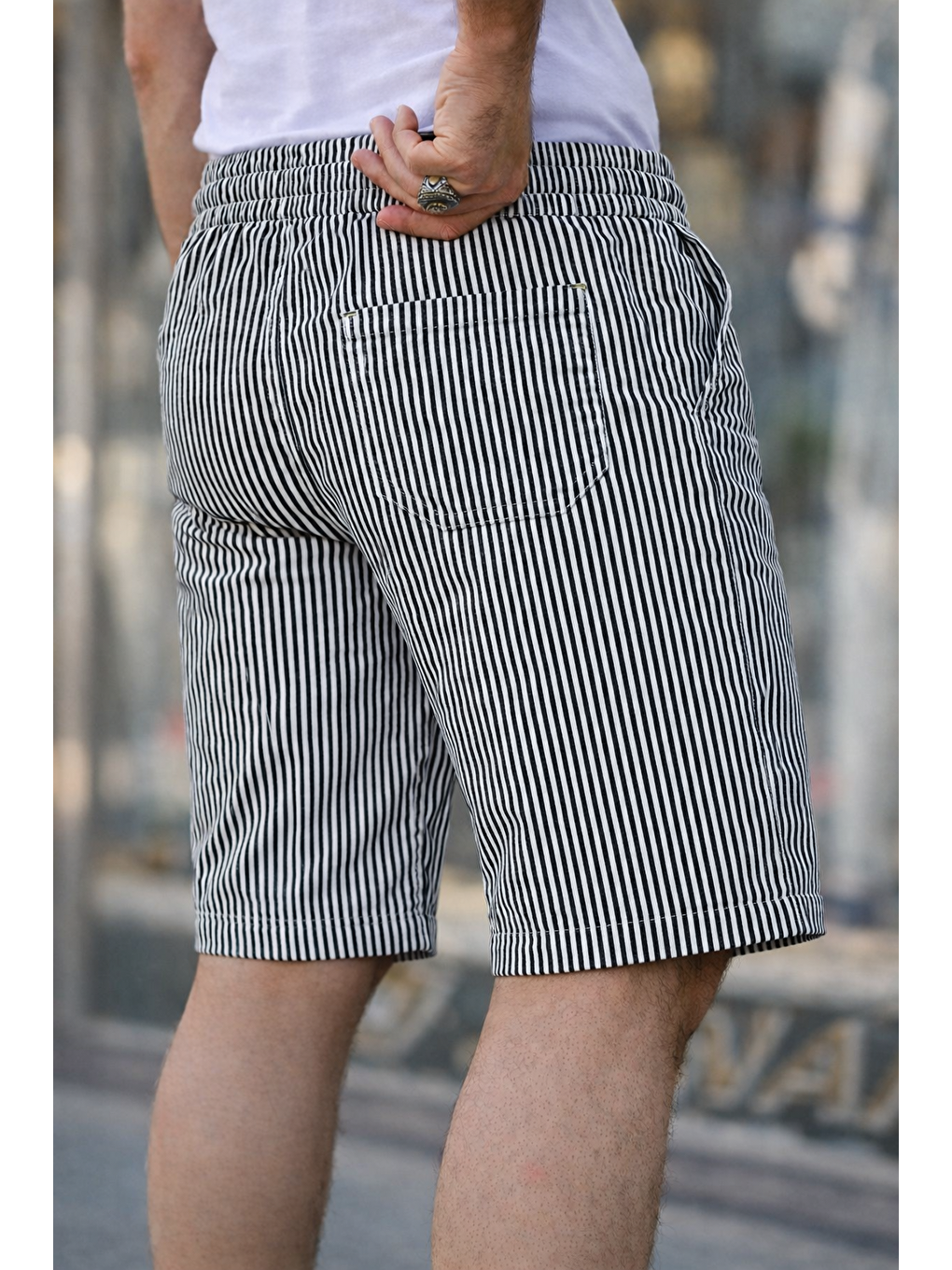 Gri Erkek Trend Premium Nakışlı Çizgili Füme Şort-2