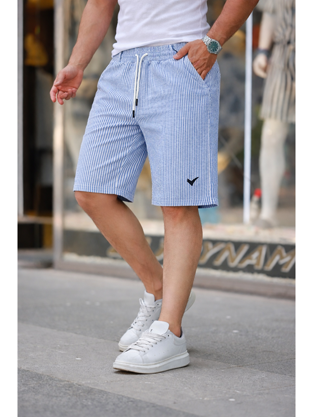 Erkek Trend Premium Nakışlı Çizgili Mavi Şort-1