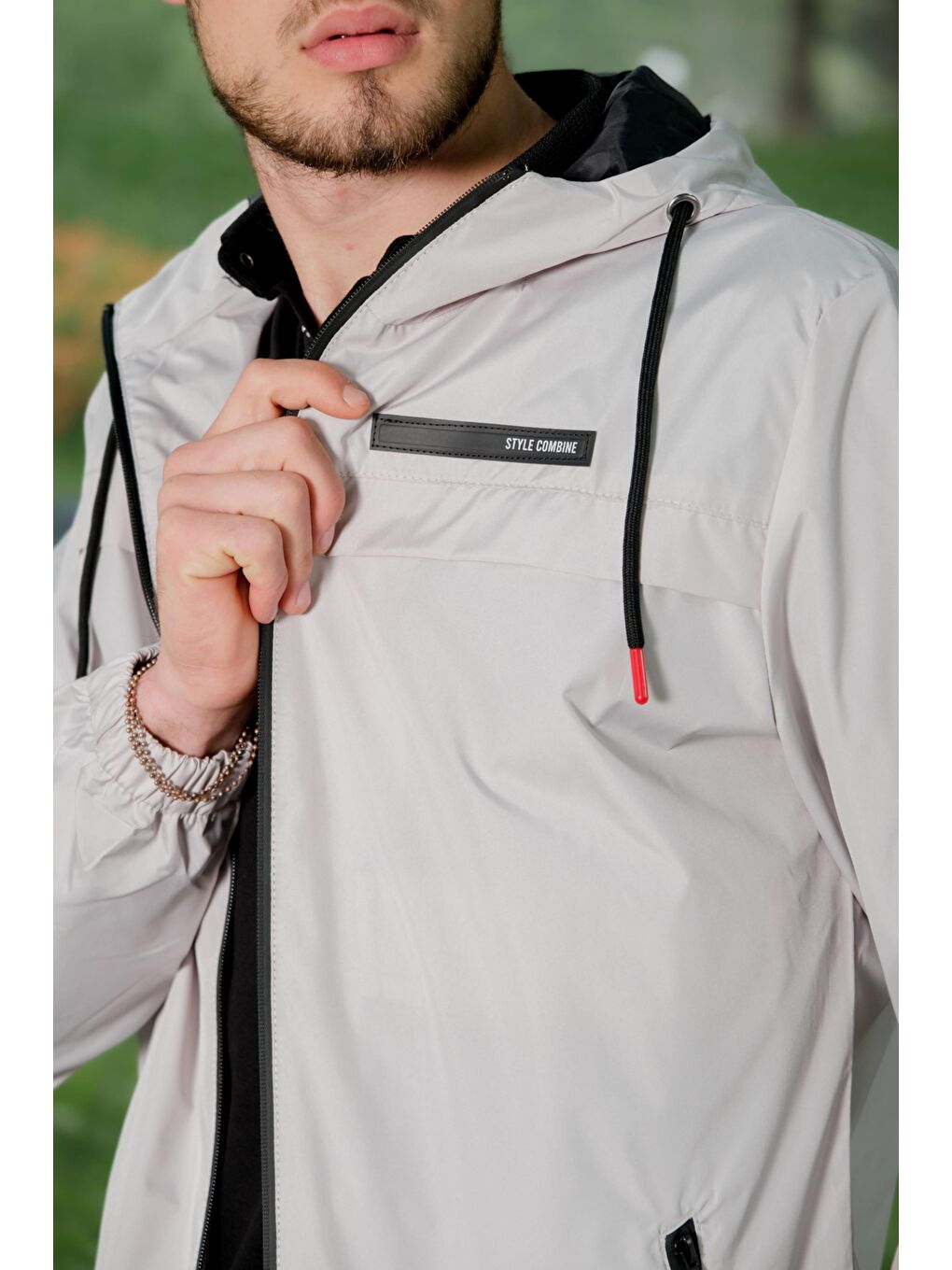 Bej Kolu Lastikli Kapüşonlu Yağmurluk PLDP 2900-6