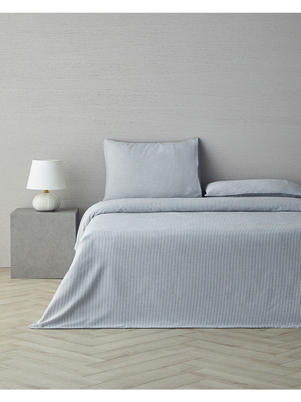 Pied de poule İpliği Boyalı Çift Taraflı King Size Nevresim Takımı 240x220 cm Siyah-1