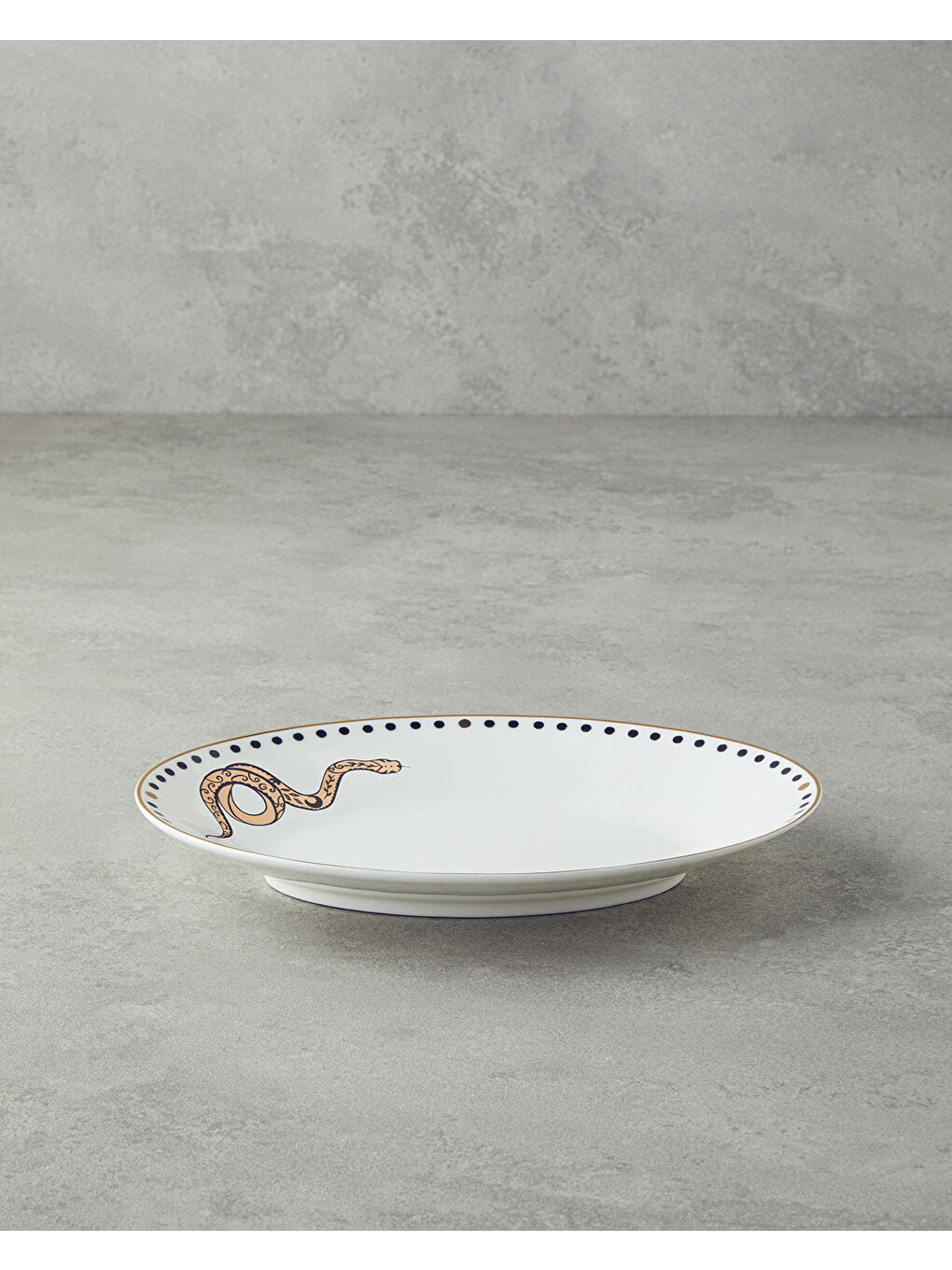 Talisman Snake Bone China Kayık Tabak 25 cm Siyah-Gold