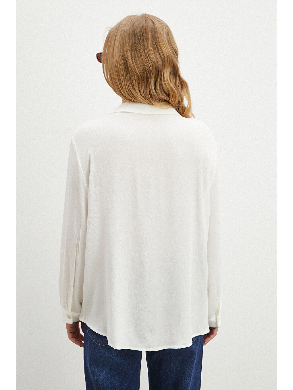 Atlet Detaylı Gömlek Beyaz-5