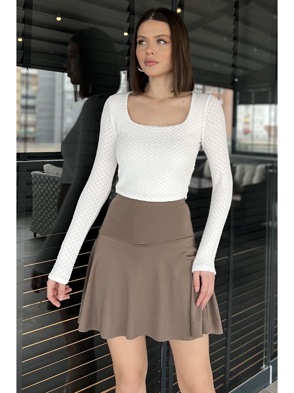 Bej Kadın İçi Şortlu Mini Etek-1