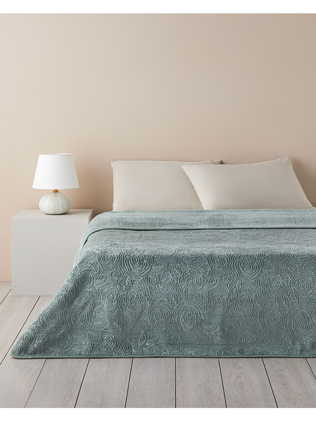 Yeşil Shabby Rose Emboss Çift Kişilik Battaniye 200x220 cm Seledon-1
