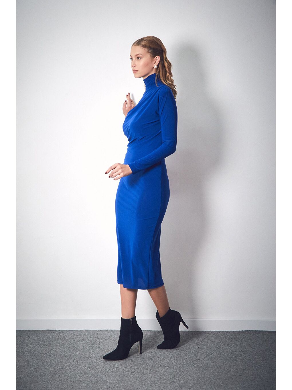 Mavi Yanı Büzgülü Balıkçı Yaka Elbise-2