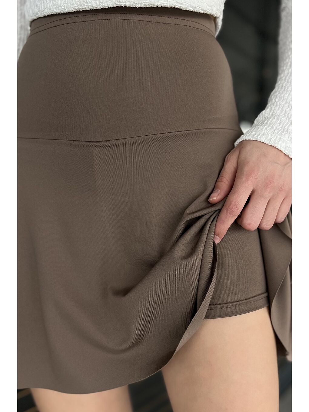 Bej Kadın İçi Şortlu Mini Etek-3
