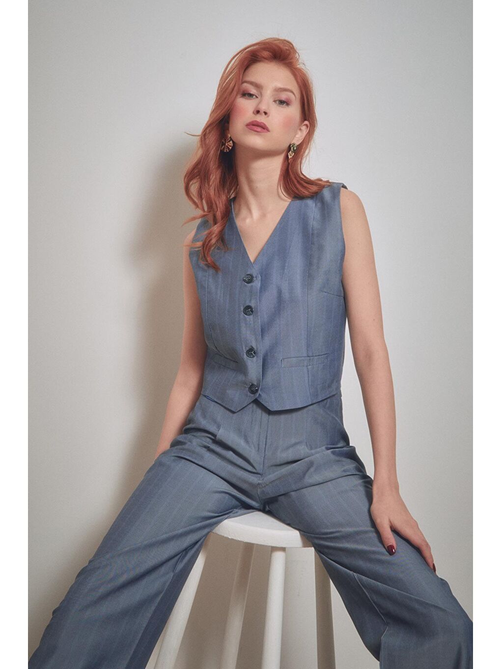 Mavi Kruvaze Yaka Çizgili Yelek