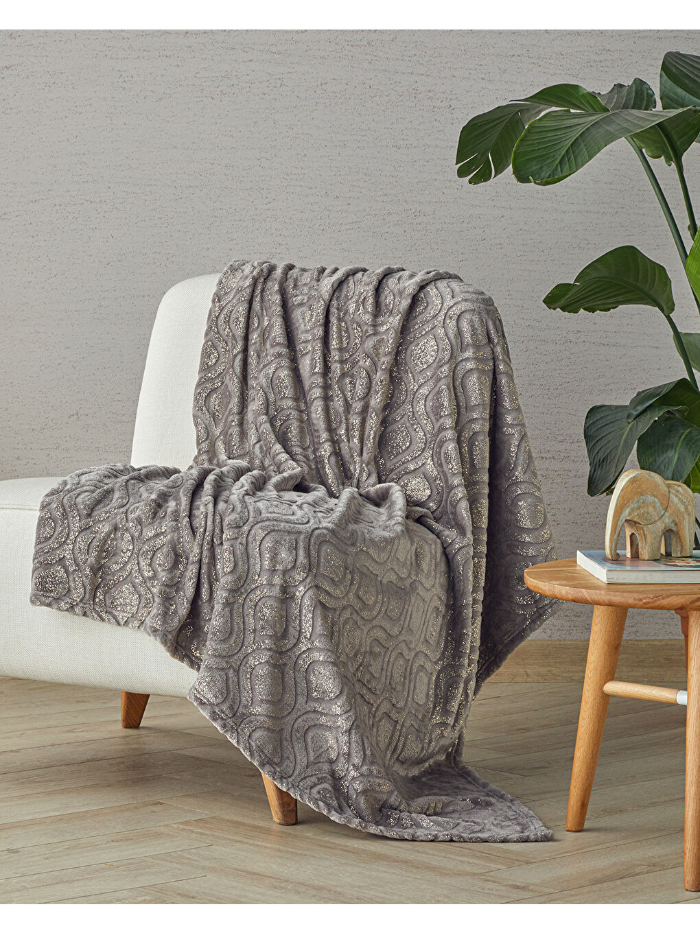 English Home Luminance Varak Baskılı Supersoft Tv Battaniye 120x160 cm Gri