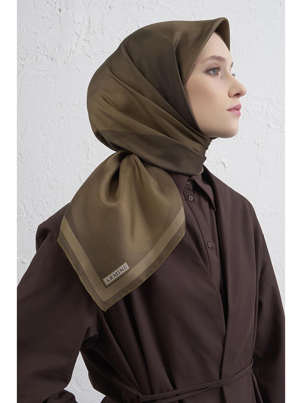 Haki Geometrik Desenli Saf İpek Twill Eşarp 9402D 55-2