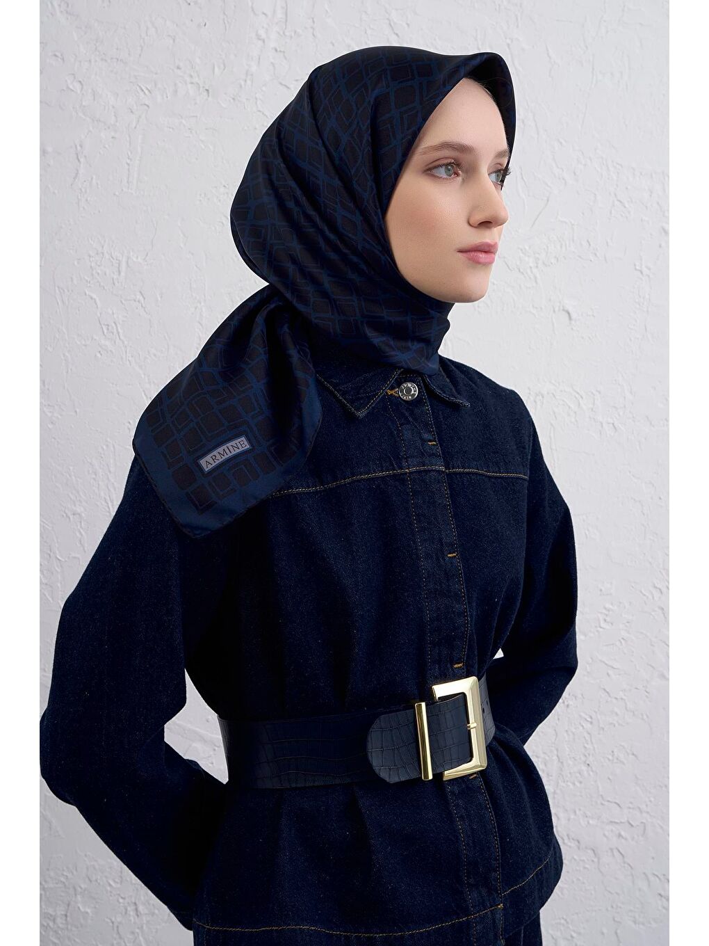 İndigo Geometrik Desenli Saf İpek Twill Eşarp 9438D 50-1