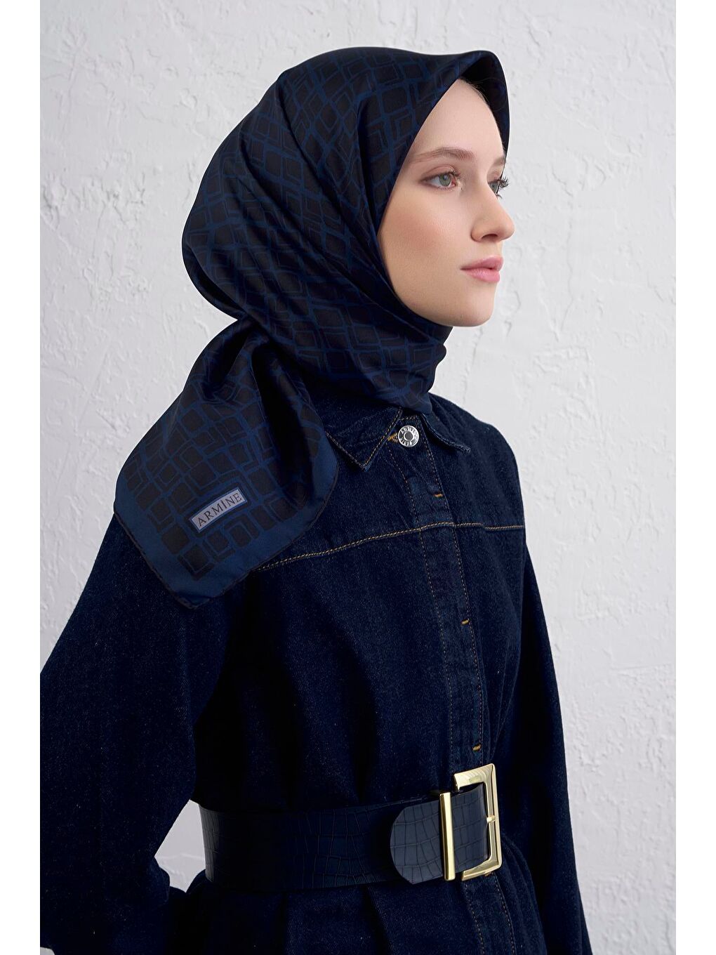 İndigo Geometrik Desenli Saf İpek Twill Eşarp 9438D 50-2