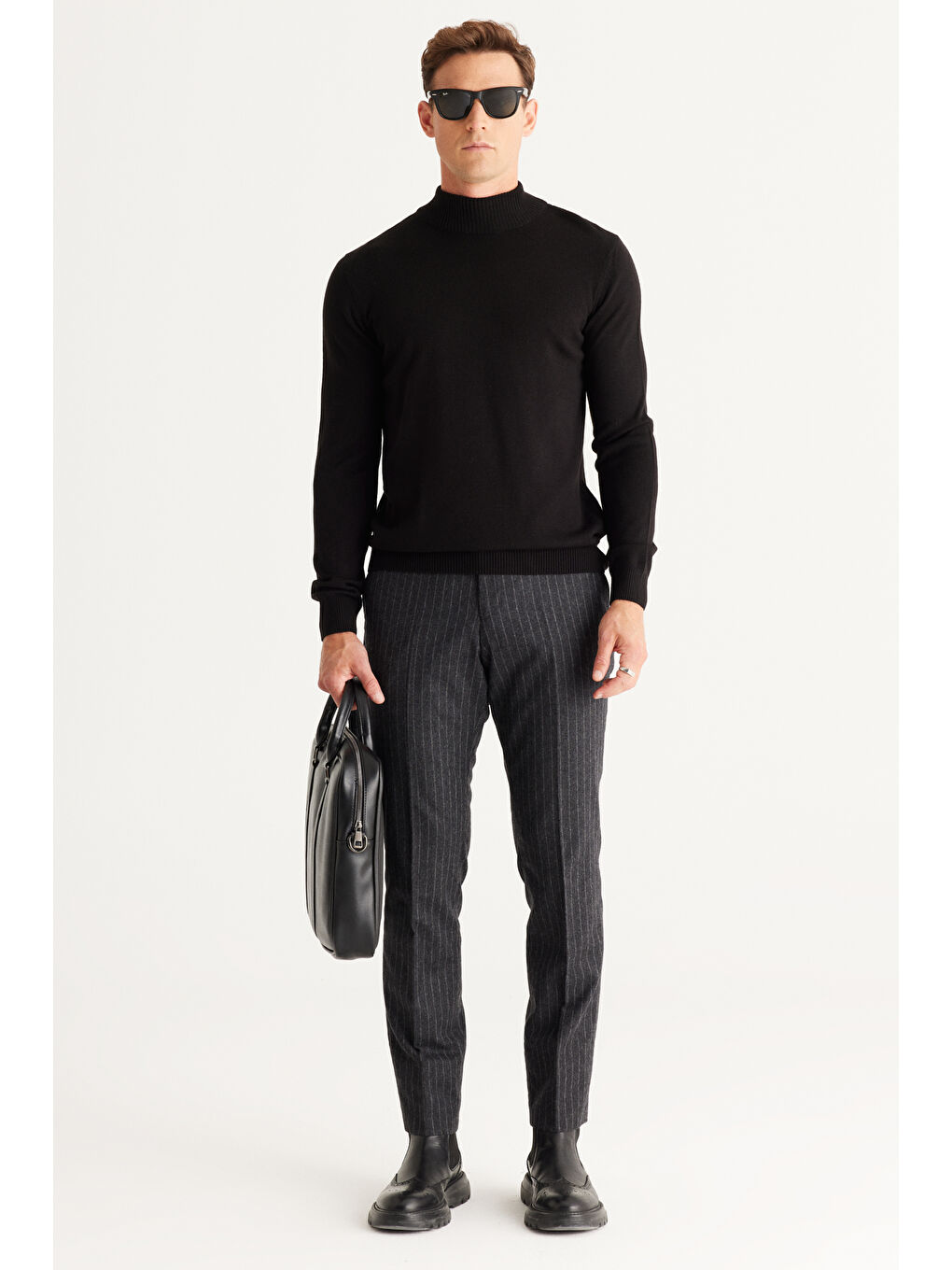 Erkek Siyah Tüylenme Yapmayan Anti-Pilling Standart Fit Yarım Balıkçı Yaka Triko Kazak-4