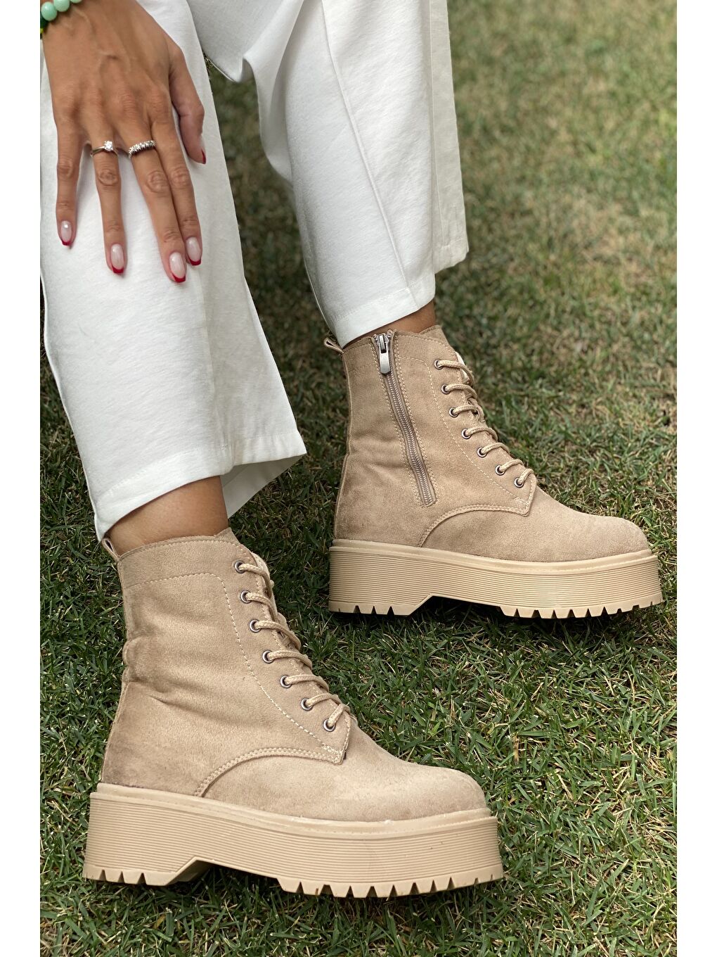 Bej Bayan Fermuarlı Bot-1