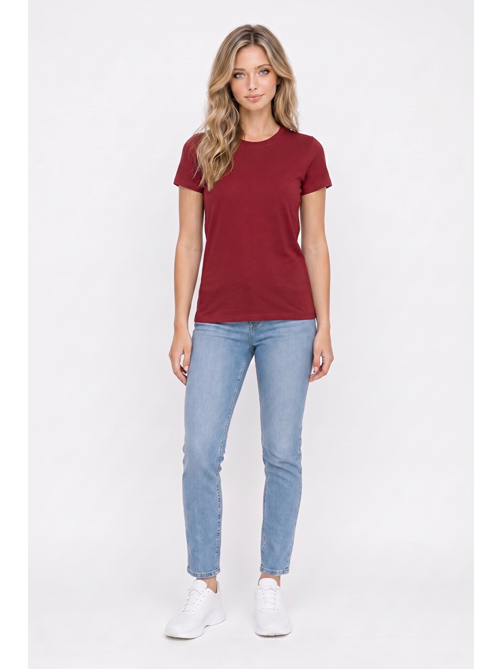 Kadın Relax Fit Rahat Kesim Kısa Kollu Bisiklet Yaka Bordo Tişört-1