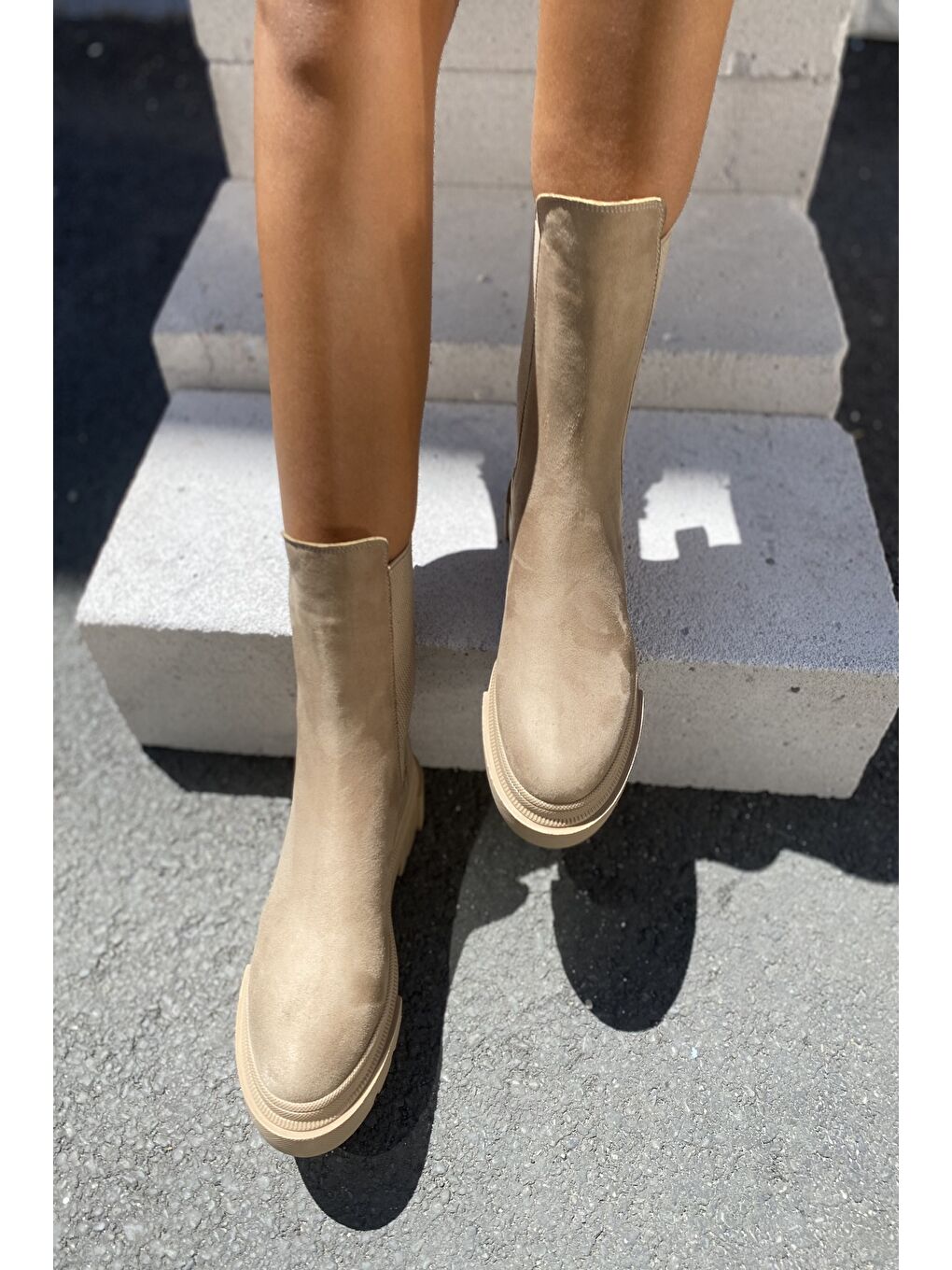 Bej Kadın Lastikli Bot-4