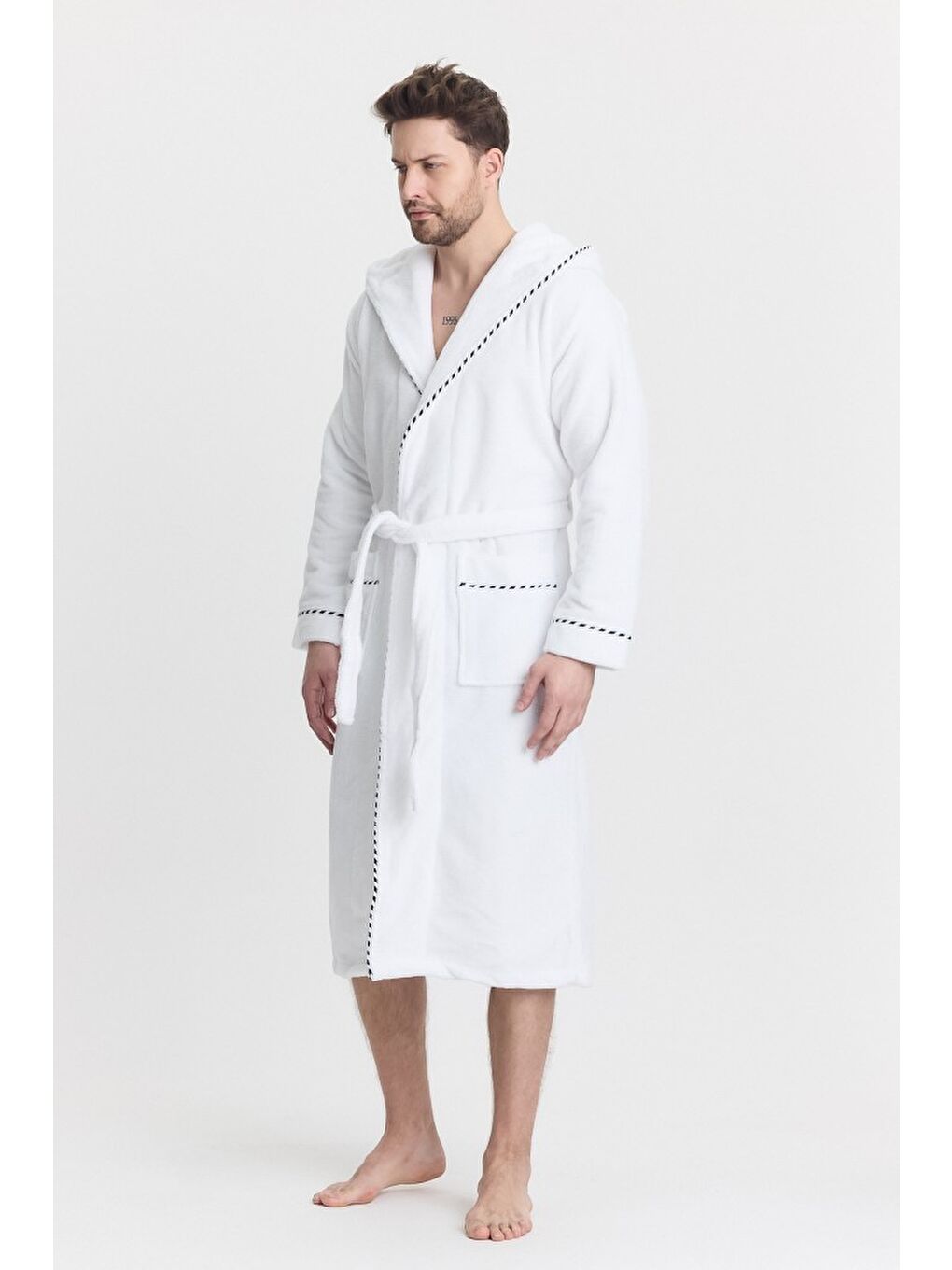 Beyaz Triga Erkek Bornoz %100 Pamuk Kapüşonlu-5