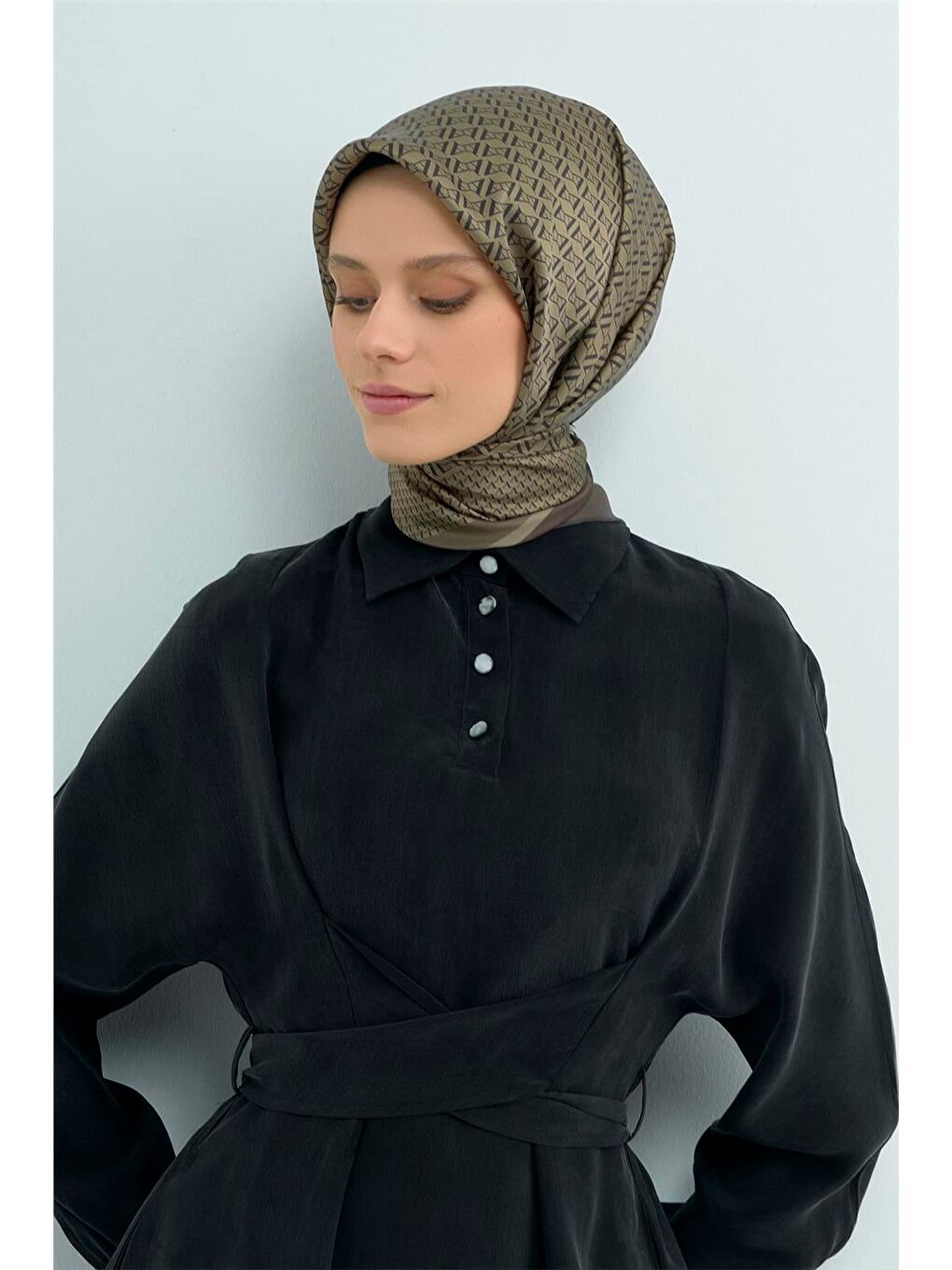 Haki Saf İpek Twill Eşarp 9502D 55