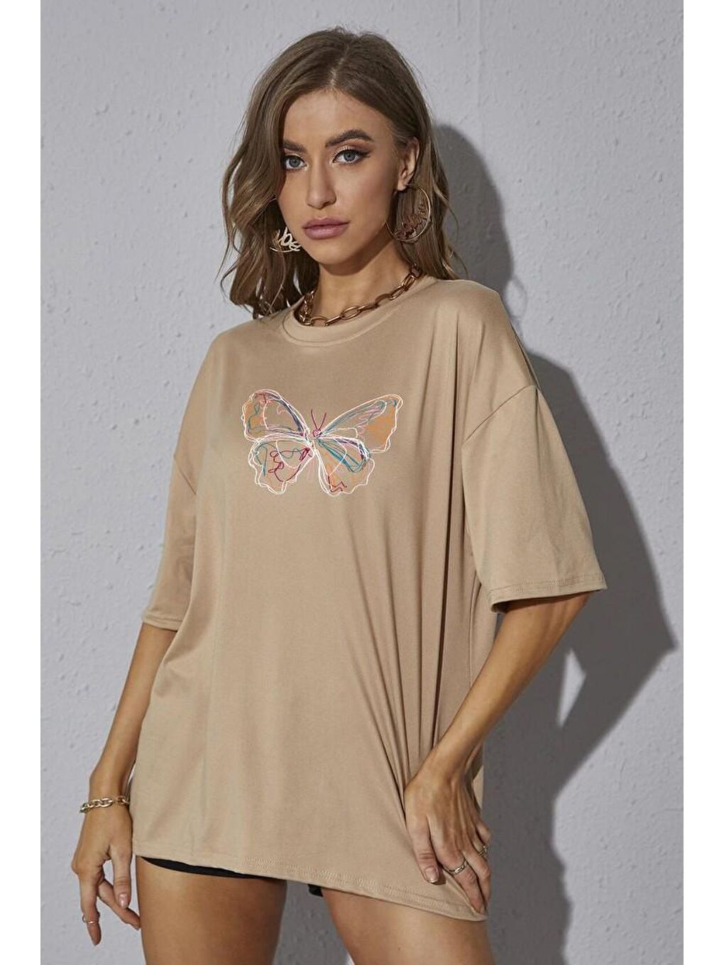 uyguntarz Bej Unisex Butterfly Baskılı T-shirt