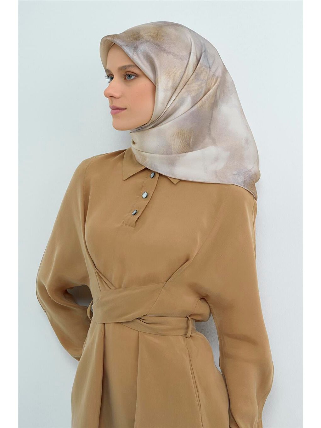 Bej Saf İpek Sura Eşarp 9501D 84-1