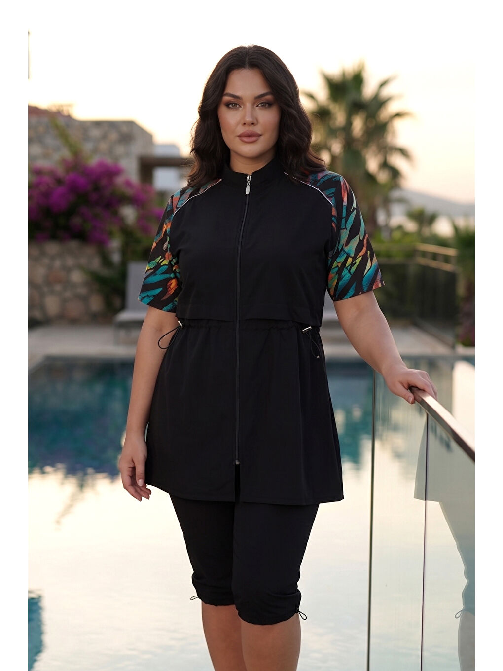 Büyük Beden Spor Elastan Kısa Kollu Yarı Kapalı Mayo 3418 Siyah-3