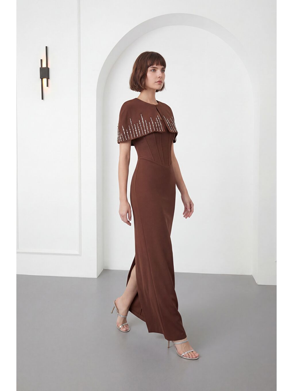 Kadın Kahverengi Dar Kalıp Ceketli Taşlı Uzun Söz Nişan Nikah Abiye ELbise-1