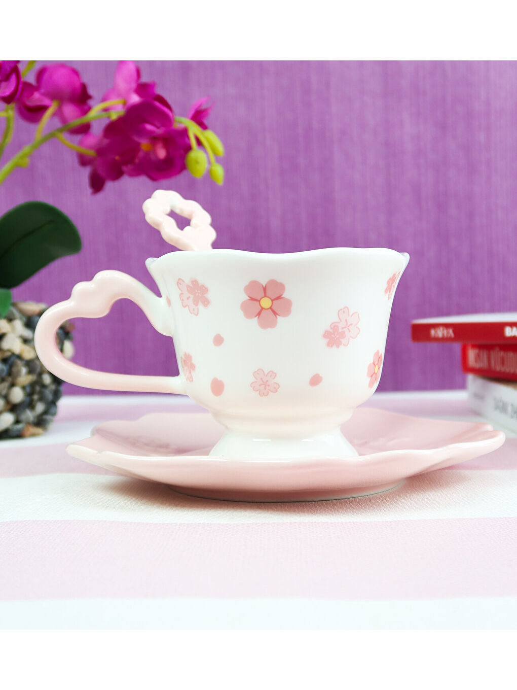 Karışık Dekoratif Renkli Kahve Kupası BM-2328-1