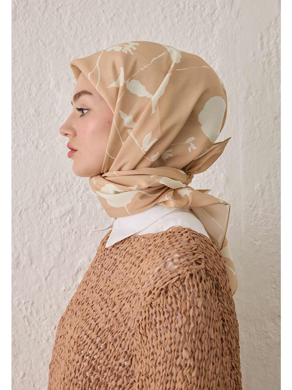 Pembe Perla Desen Pamuk İpek Eşarp Pudra-3