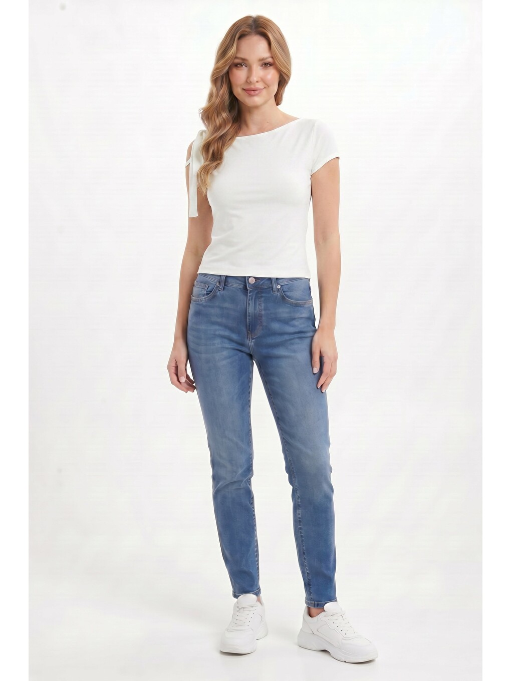 Kadın Slim Fit Dar Kesim Kısa Kollu Kayık Yaka Ekru Bluz-1