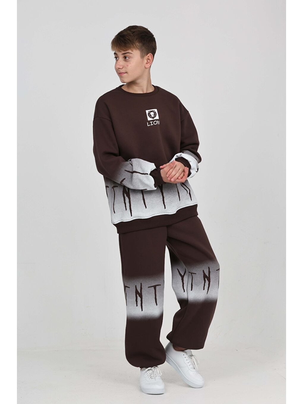 Kahverengi Erkek Çocuk Tnyt Baskılı Eşofman Takım-2