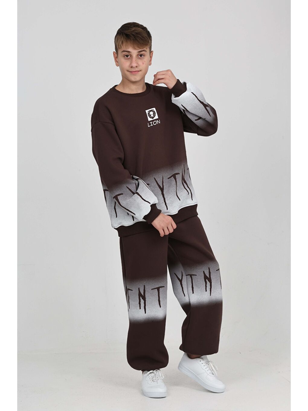 Kahverengi Erkek Çocuk Tnyt Baskılı Eşofman Takım-3