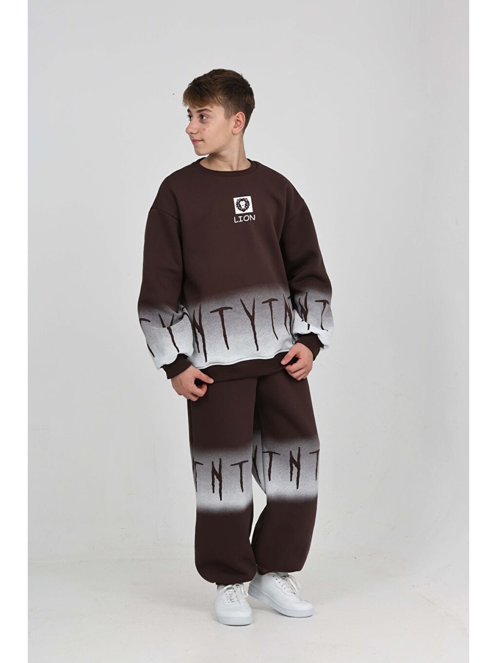 Kahverengi Erkek Çocuk Tnyt Baskılı Eşofman Takım-4