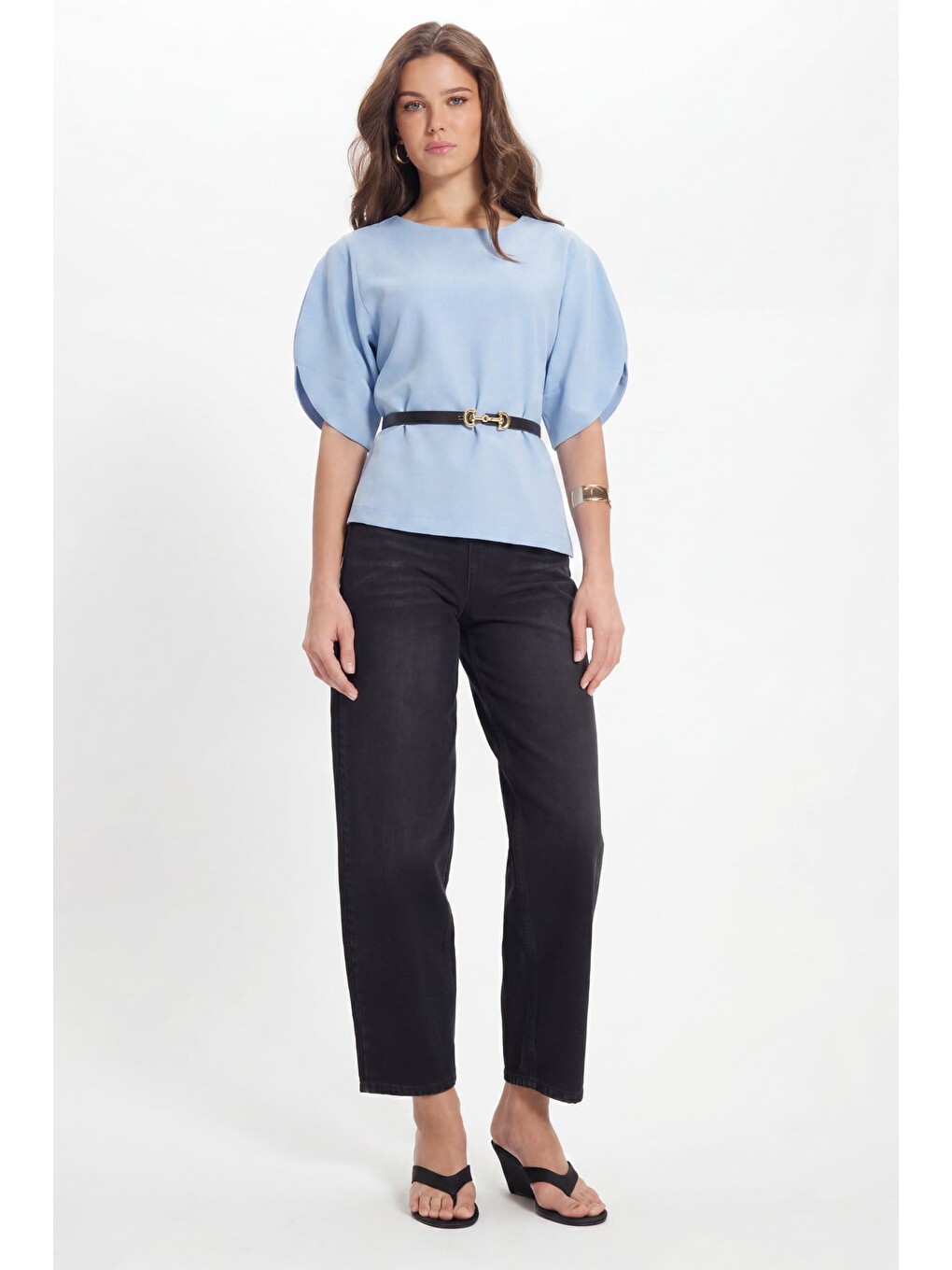 Kadın Slim Fit Dar Kesim Kol Detaylı İnce Kemerli Fermuarlı Mavi Bluz-1