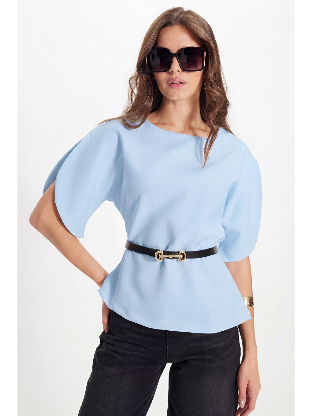 Kadın Slim Fit Dar Kesim Kol Detaylı İnce Kemerli Fermuarlı Mavi Bluz-2