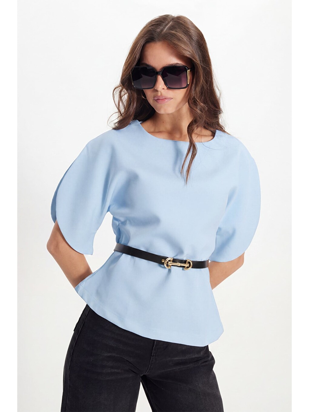 Kadın Slim Fit Dar Kesim Kol Detaylı İnce Kemerli Fermuarlı Mavi Bluz-7
