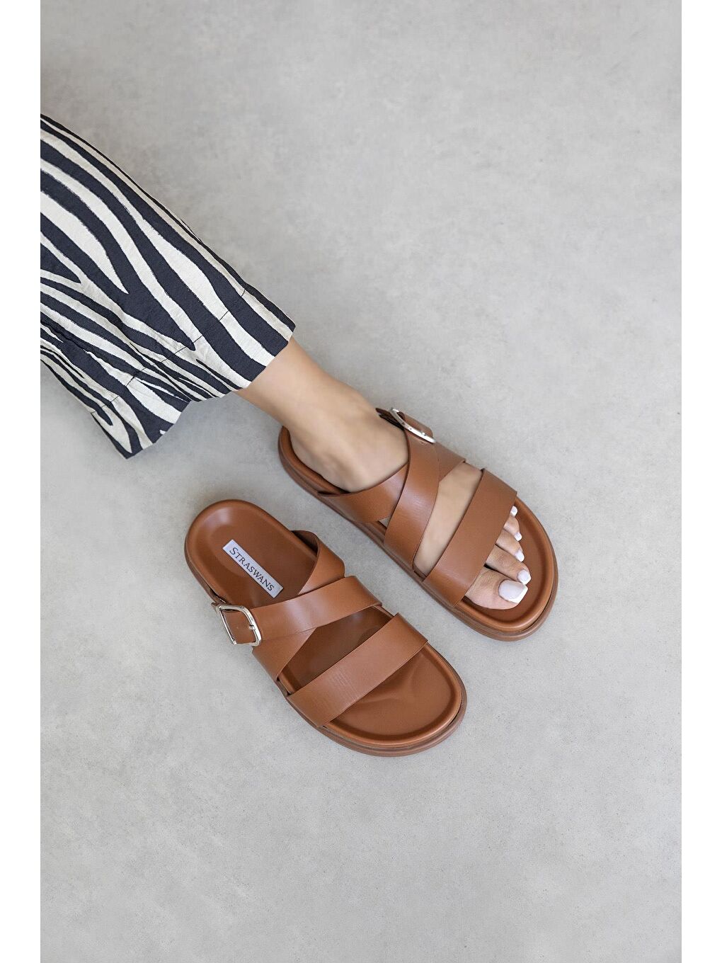 Kahverengi Norkys Kadın Toka Detay Günlük Konfor Terlik Taba-1