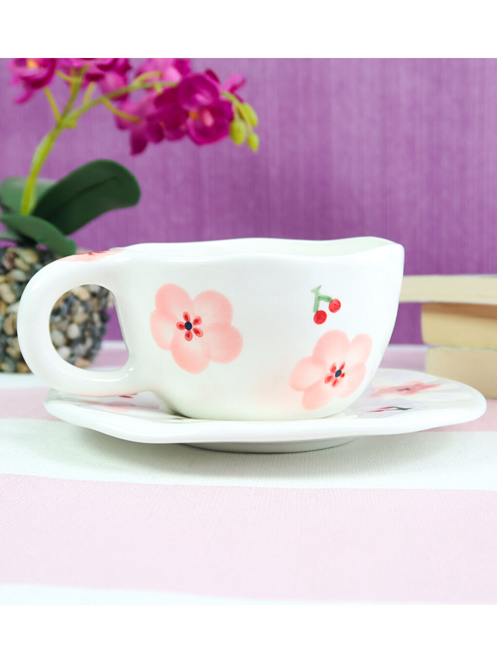 Karışık Dekoratif Desenli Kahve Kupası BM-2325-1