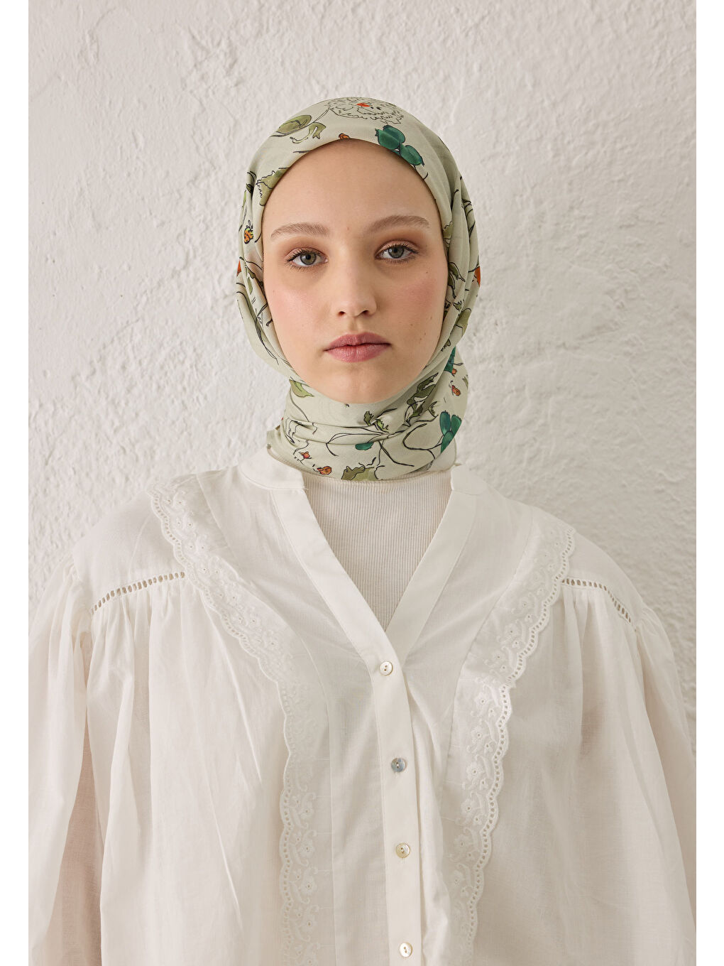 Strawberry Desen Pamuk İpek Eşarp Soft Yeşil-2