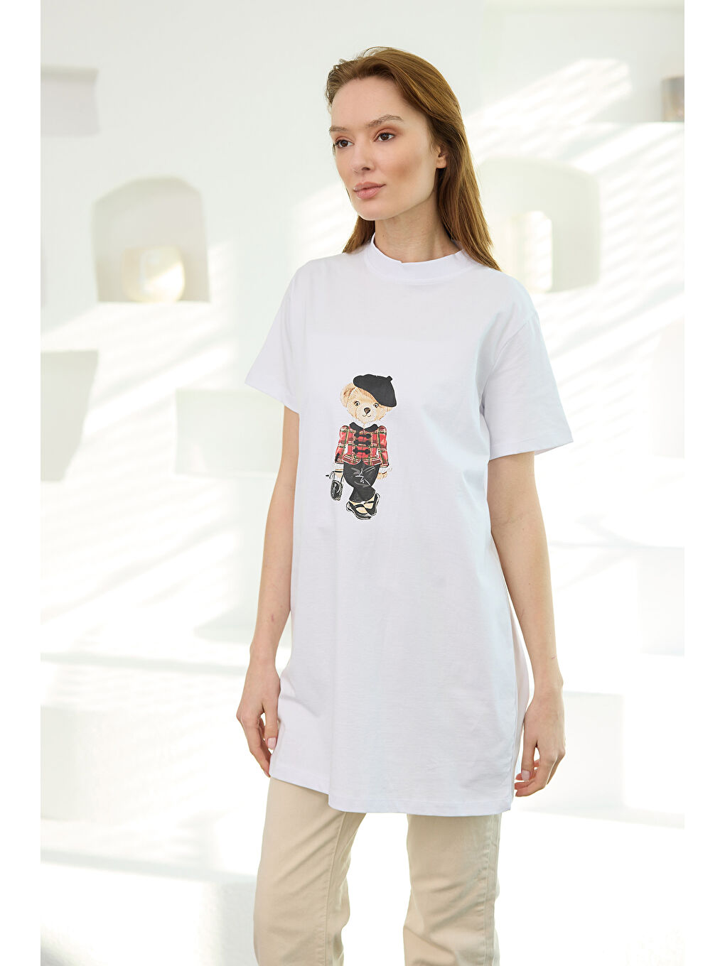 Kadın Ayıcık Baskılı Basic Kısa Kollu İçlik Beyaz-1