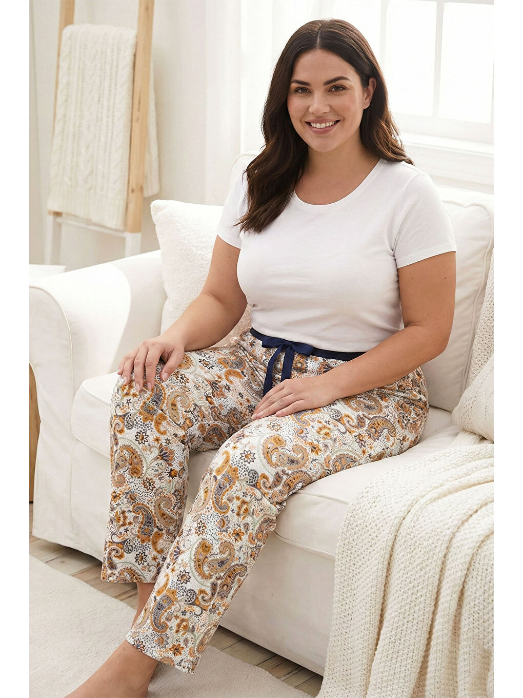 Büyük Beden Kadın Etnik Desen Viskon Kumaş Penye Battal Tek Pijama Alt 13 Beyaz