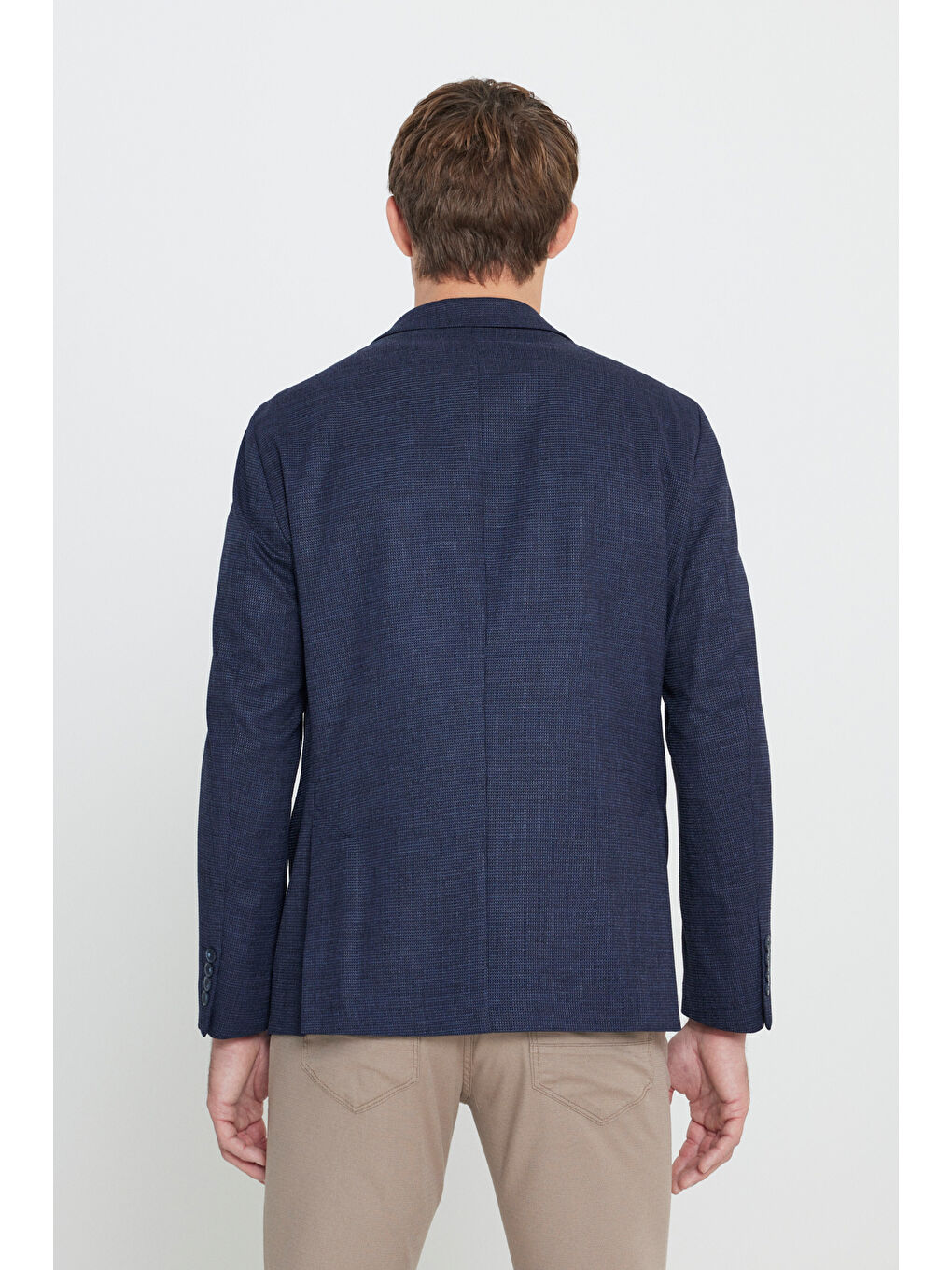 Erkek Lacivert Regular Fit Kırlangıç Yaka Armürlü Kapak Cepli Ceket-5