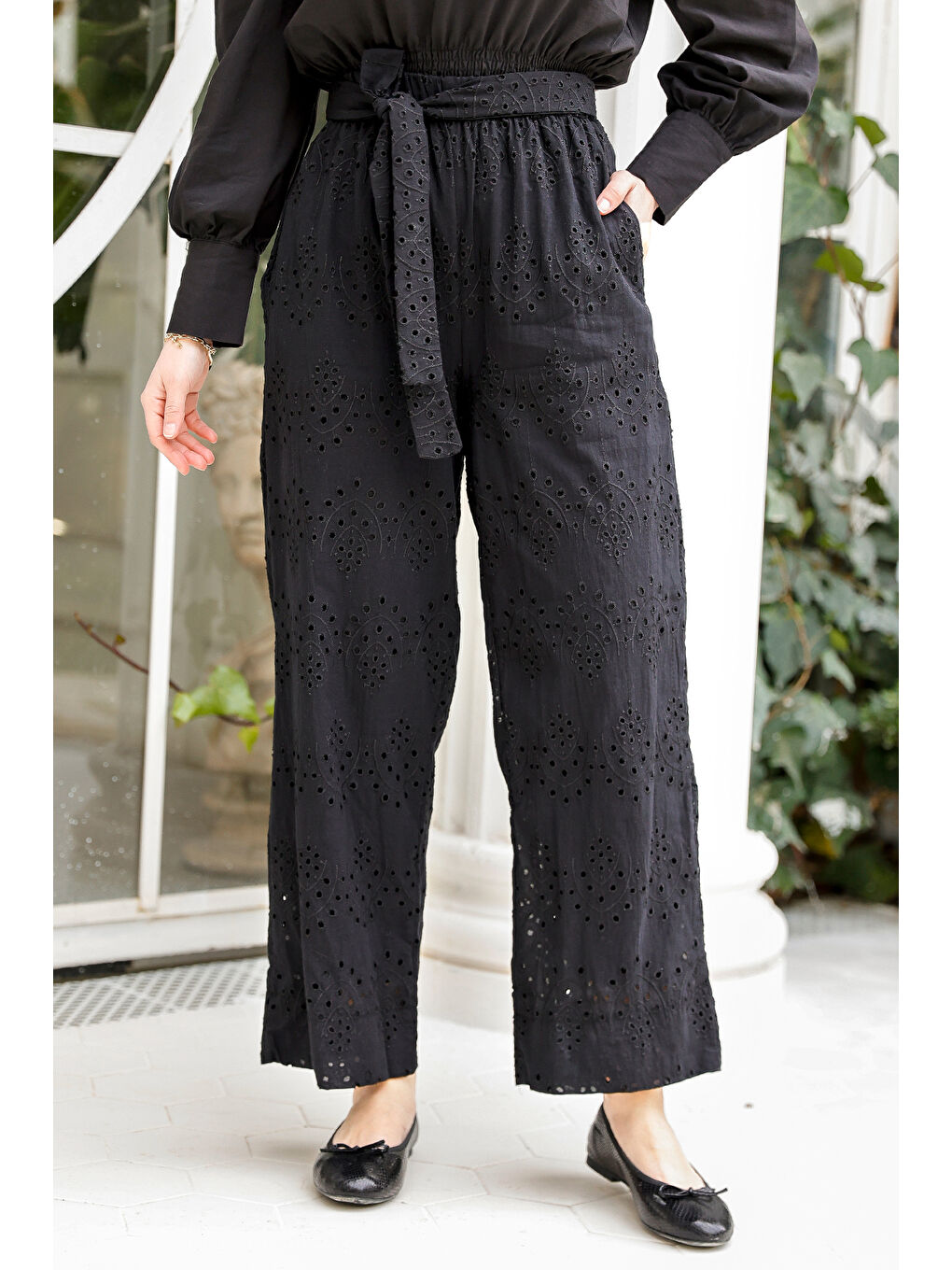 Kadın Brode Desenli Bel Bağlamalı Pantolon Siyah