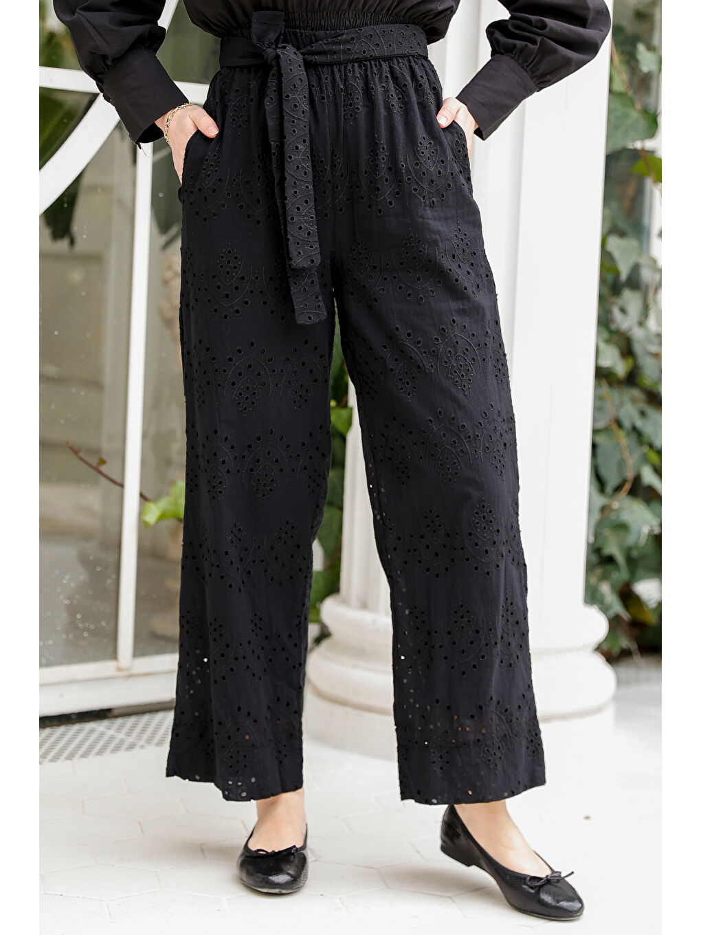 Kadın Brode Desenli Bel Bağlamalı Pantolon Siyah-1