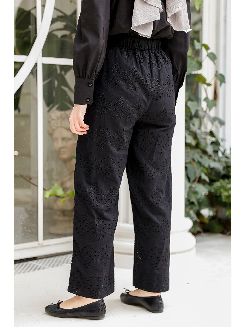 Kadın Brode Desenli Bel Bağlamalı Pantolon Siyah-2