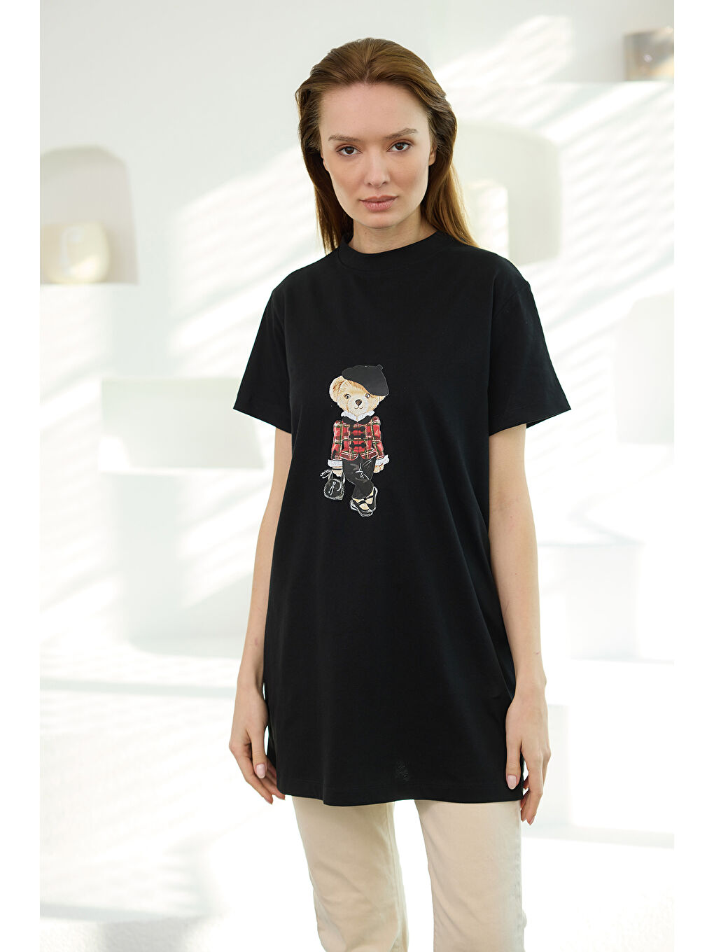 Kadın Ayıcık Baskılı Basic Kısa Kollu İçlik Siyah