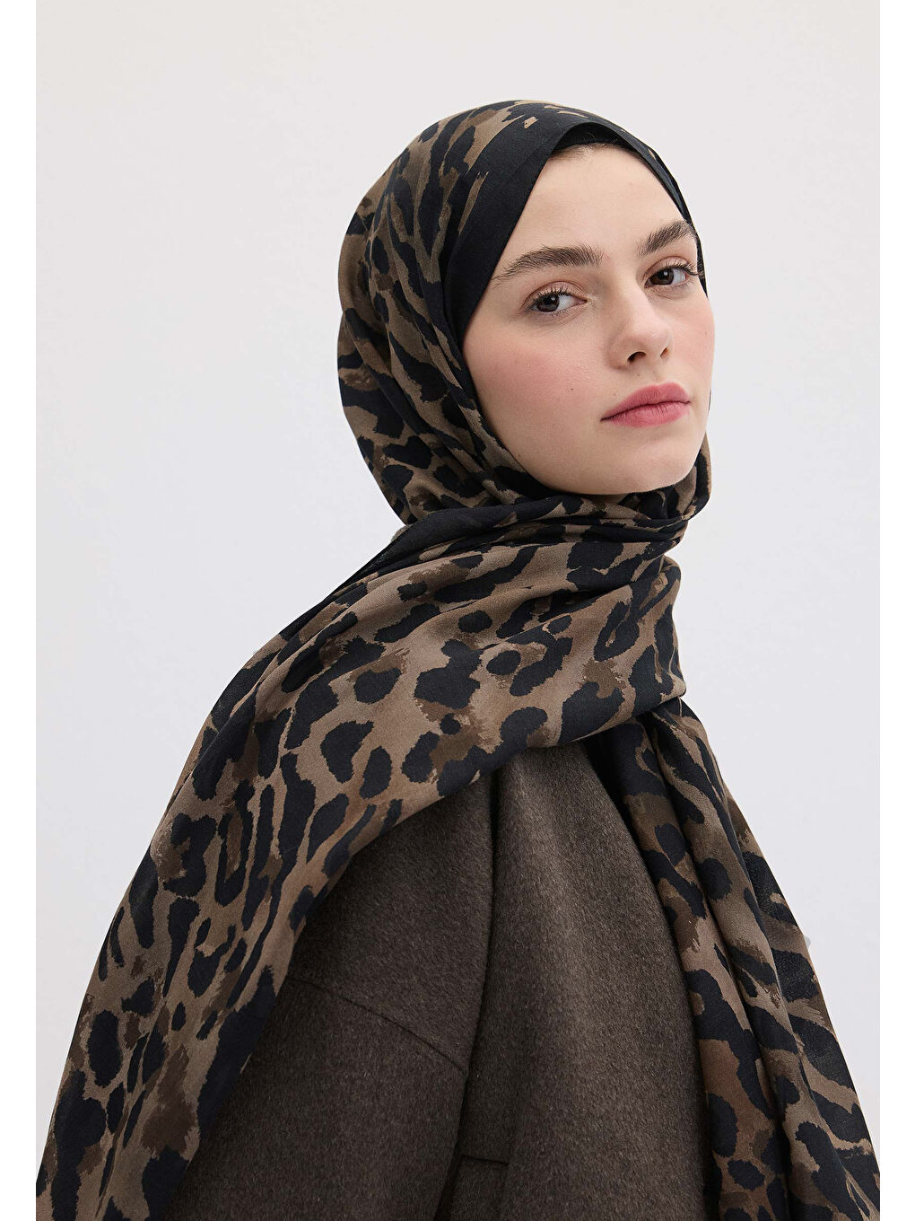 Kahverengi Leopar Desen Şal Toprak-3