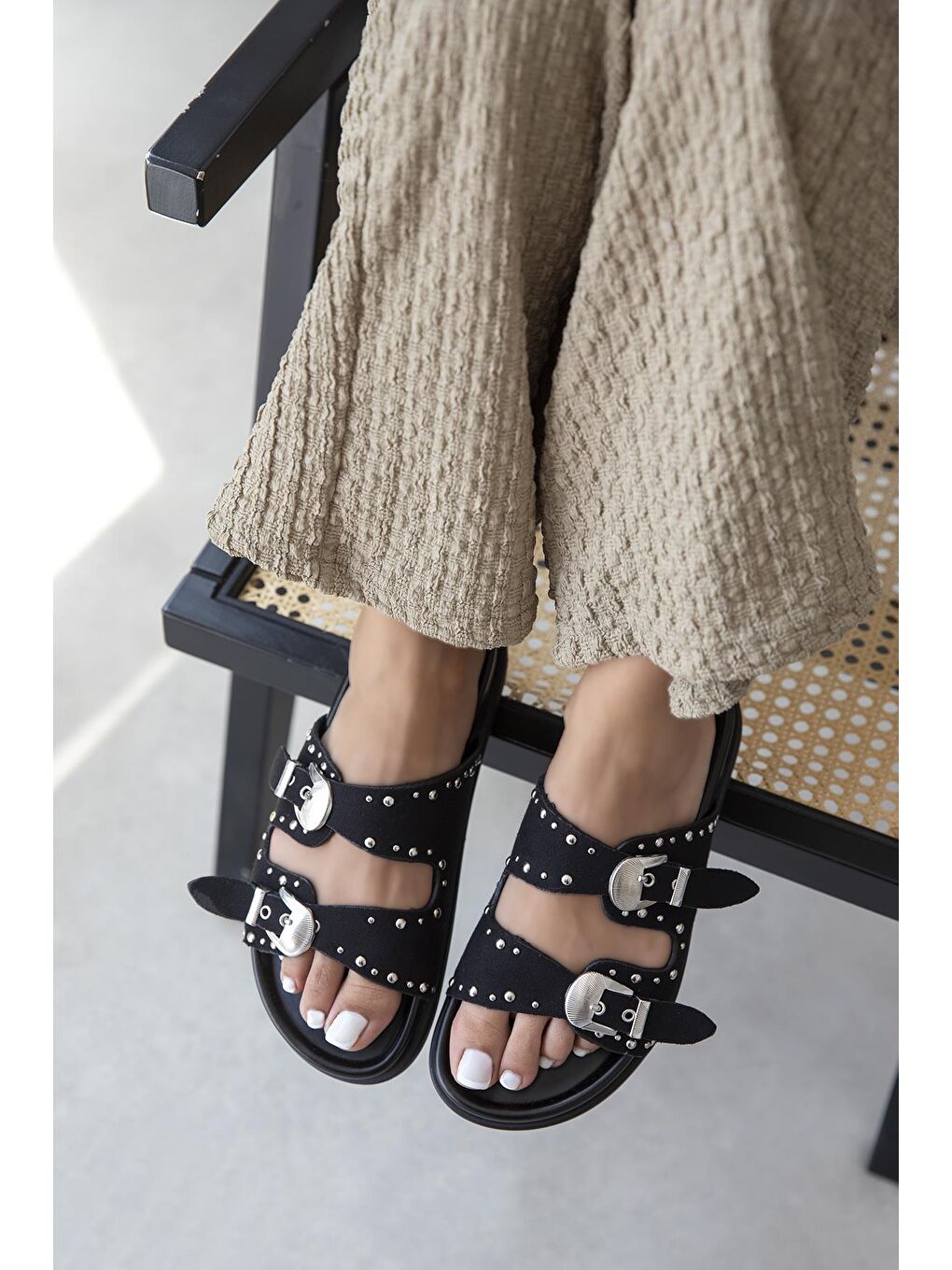 Gavi Kadın Drop Detay Günlük Konfor Süet Terlik Siyah-1