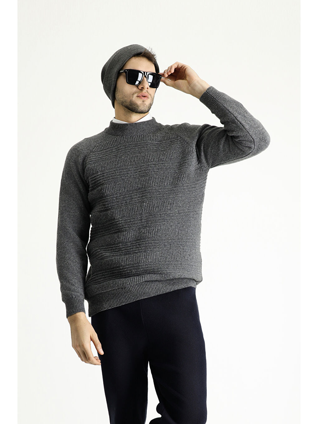 Gri Bato Yaka Slim Fit Dar Kesim Desenli Yünlü Triko Kazak